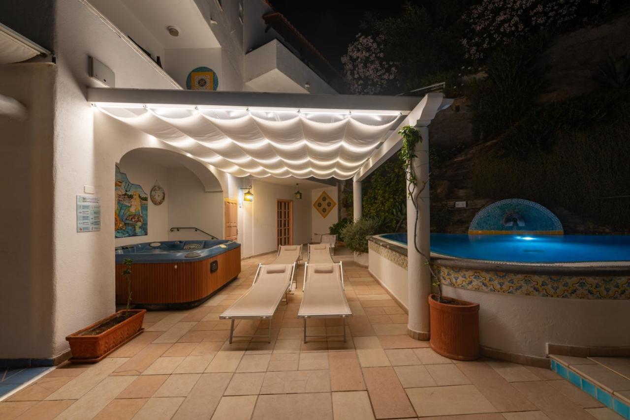 Hotel Villa Bianca Forio di Ischia Екстериор снимка